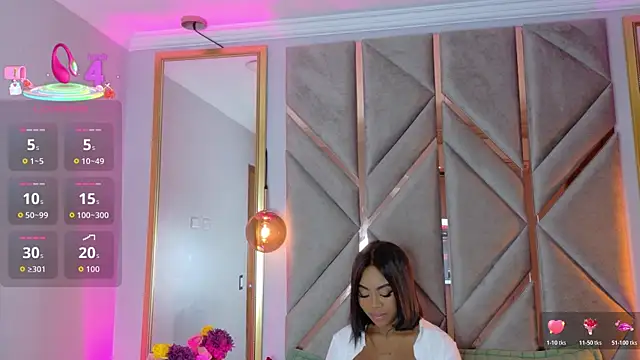 Lola King online show from 11.19.25