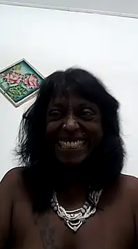 Snapshot of mamakarma1403 chatting on 02.20.25 mamakarma1403 online show from 02.20.25