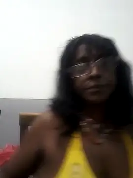 Snapshot of mamakarma1403 chatting on 03.01.25 mamakarma1403 online show from 03.01.25