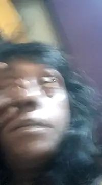 Snapshot of mamakarma1403 chatting on 03.04.25 mamakarma1403 online show from 03.04.25