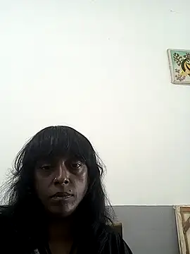 Snapshot of mamakarma1403 chatting on 03.07.25 mamakarma1403 online show from 03.07.25