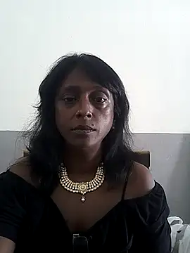 Snapshot of mamakarma1403 chatting on 03.10.25 mamakarma1403 online show from 03.10.25