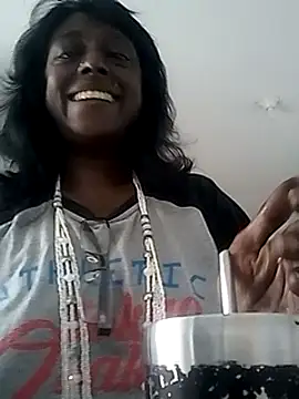 Snapshot of mamakarma1403 chatting on 03.11.25 mamakarma1403 online show from 03.11.25