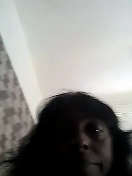 Snapshot of mamakarma1403 chatting on 03.18.25 mamakarma1403 online show from 03.18.25