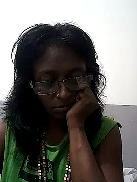 Snapshot of mamakarma1403 chatting on 03.21.25 mamakarma1403 online show from 03.21.25