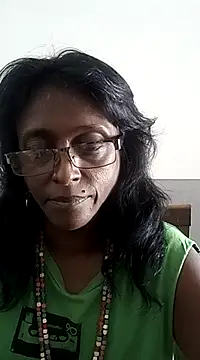 Snapshot of mamakarma1403 chatting on 03.22.25 mamakarma1403 online show from 03.22.25