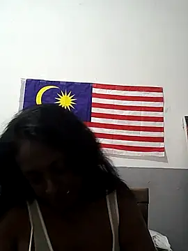 Snapshot of mamakarma1403 chatting on 09.17.25 mamakarma1403 online show from 09.17.25