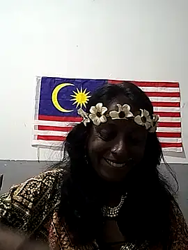 Snapshot of mamakarma1403 chatting on 10.14.25 mamakarma1403 online show from 10.14.25