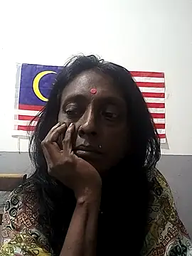 Snapshot of mamakarma1403 chatting on 10.18.25 mamakarma1403 online show from 10.18.25