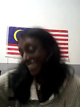 Snapshot of mamakarma1403 chatting on 10.24.25 mamakarma1403 online show from 10.24.25