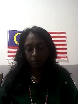 Snapshot of mamakarma1403 chatting on 10.26.25 mamakarma1403 online show from 10.26.25