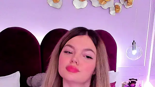 ZaraBloom online show from 03.03.26