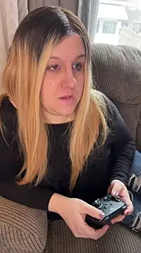 Snapshot of PuckBunny17 chatting on 01.08.25 PuckBunny17 online show from 01.08.25