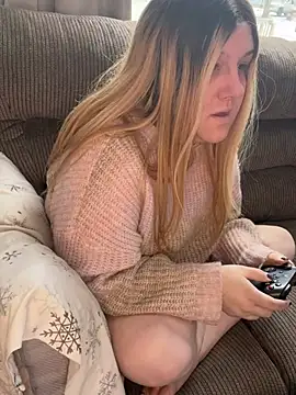 Snapshot of PuckBunny17 chatting on 01.19.25 PuckBunny17 online show from 01.19.25