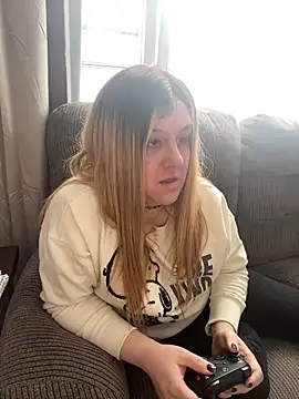 Snapshot of PuckBunny17 chatting on 01.24.25 PuckBunny17 online show from 01.24.25