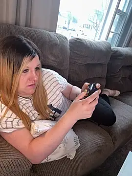 Snapshot of PuckBunny17 chatting on 03.16.25 PuckBunny17 online show from 03.16.25