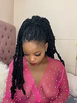 ItsLeyaa online show from 12.03.24