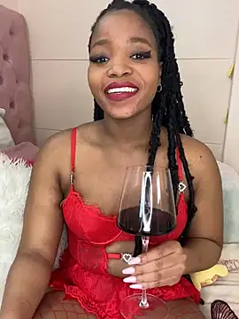 ItsLeyaa online show from 12.05.24