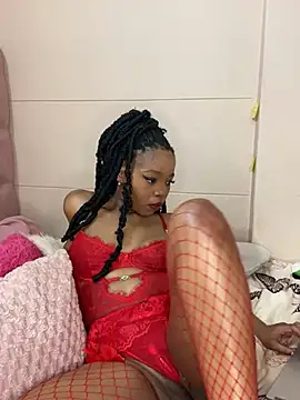 ItsLeyaa online show from 12.05.24