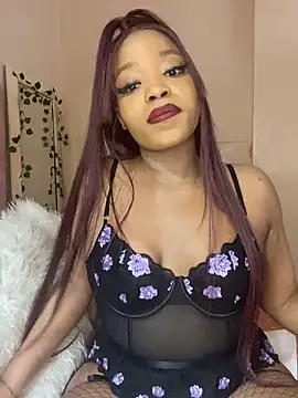 ItsLeyaa online show from 10.09.25