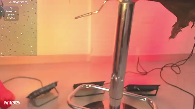 Sofia Burbano online show from 11.15.25