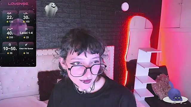 Ghosty Doll online show from 12.17.24