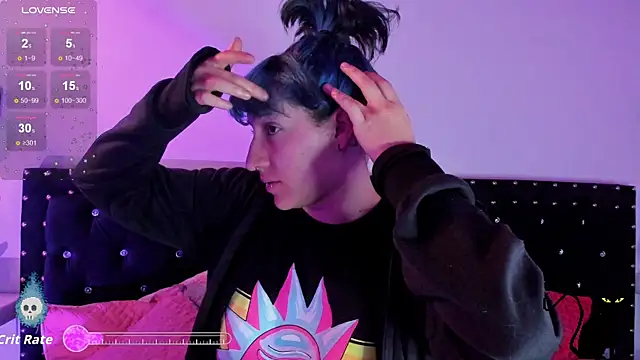 Ghosty Doll online show from 10.04.25