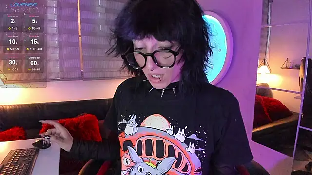 Ghosty Doll online show from 03.11.26