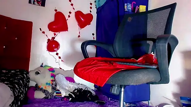 nicol gill  online show from 02.15.25