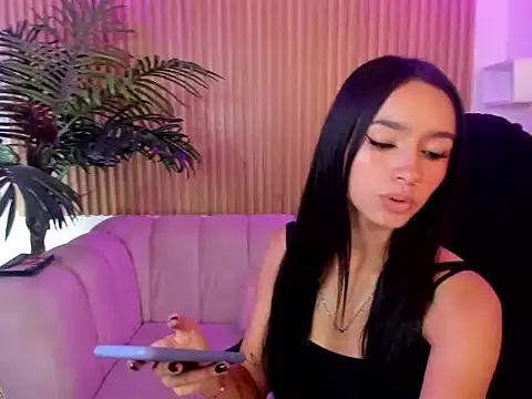 Snapshot of sophie_ws chatting on 12.02.25 sophie ws online show from 12.02.25