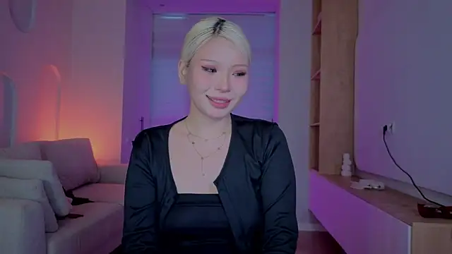 RileyMee online show from 09.27.25