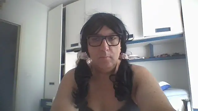 Snapshot of brindisiroby chatting on 06.30.26 brindisiroby online show from 06.30.26