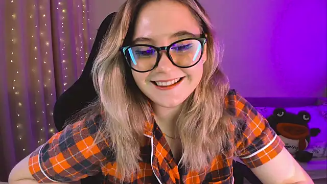 Snapshot of Diana_Flower chatting on 02.02.25 Diana Flower online show from 02.02.25