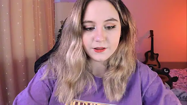 Snapshot of Diana_Flower chatting on 02.21.25 Diana Flower online show from 02.21.25