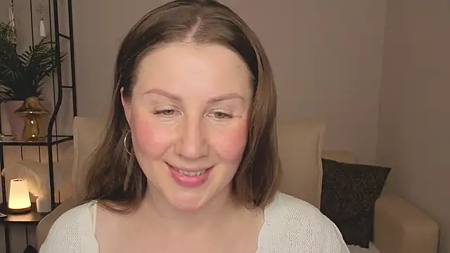Snapshot of Helens_love chatting on 06.17.26 Helens love online show from 06.17.26
