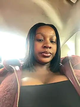 Snapshot of Candy_Love_18 chatting on 10.20.25 Candy Love 18 online show from 10.20.25