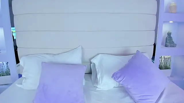 Lanna18 online show from 01.28.25