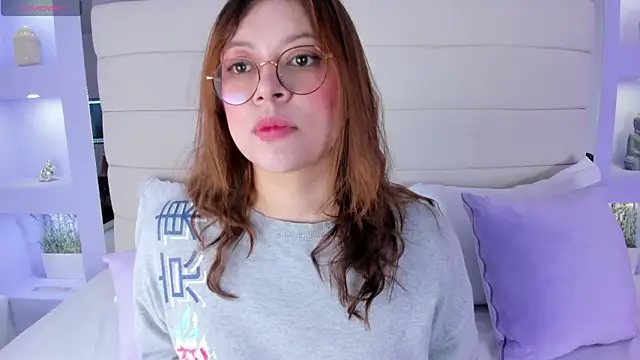 Lanna18 online show from 02.18.25