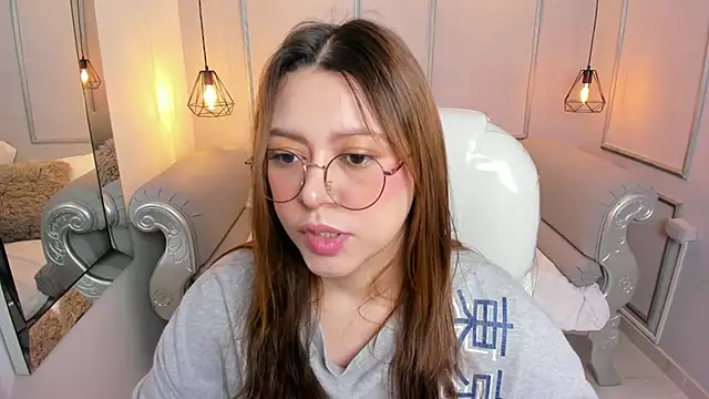 Lanna18 online show from 03.10.25