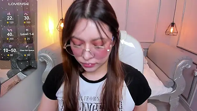 Lanna18 online show from 09.16.25