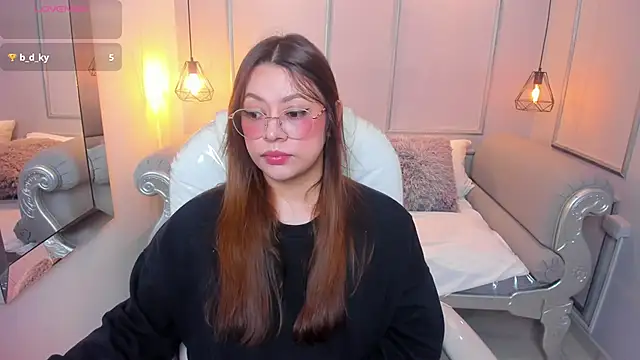 Lanna18 online show from 10.07.25