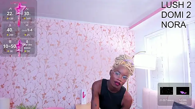 Snapshot of amber-hill chatting on 09.20.25 amber-hill online show from 09.20.25