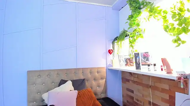 amber-hill online show from 06.24.26