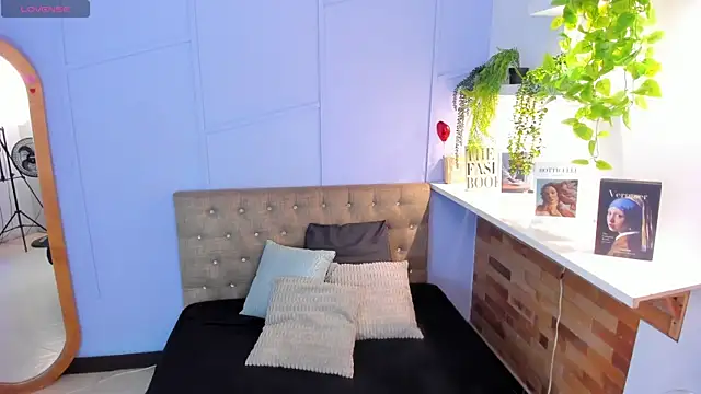 amber-hill online show from 07.21.26