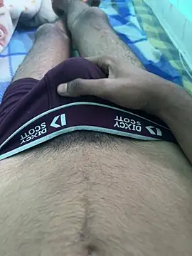 Snapshot of hard_dick_boy123 chatting on 03.07.25 hard dick boy123 online show from 03.07.25