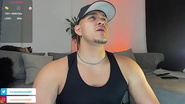 Snapshot of lucasanto_ chatting on 03.19.25 lucasanto  online show from 03.19.25