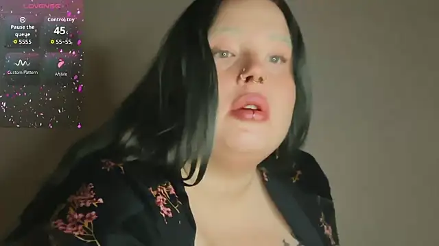 MissBika online show from 10.04.25