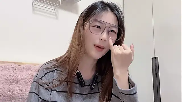 Sweet-Angel999 online show from 02.20.26