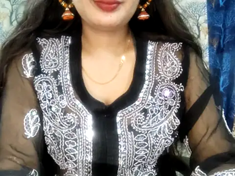Snapshot of Aarvi_Arora chatting on 10.19.25 Aarvi Arora online show from 10.19.25