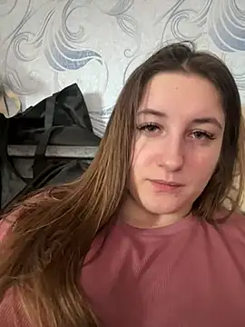 Strawberryyyyik online show from 03.22.25